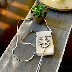 New Tory Burch phone Crossbody! 🥰